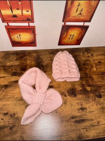 Bonnet+écharpe bébé fille 9 mois🦄
