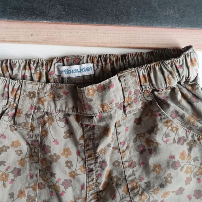 Pantalon léger Vertbaudet taille 18 mois en très bon état - photo numéro 2