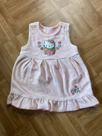 Robe manches courtes taille 6 mois Hello Kitty