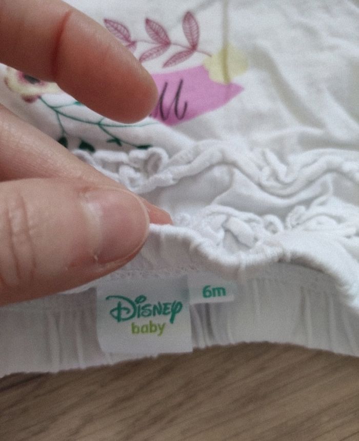 Robe et culotte Disney taille 6 mois - photo numéro 6