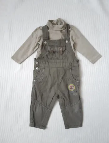 Tenue salopette et body col roulé 12 mois