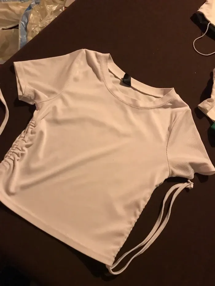 2 hauts manches courtes t-shirt xs