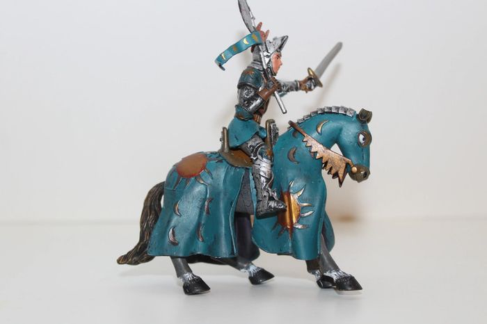 Figurine Chevalier + Cheval - Plastoy - photo numéro 3