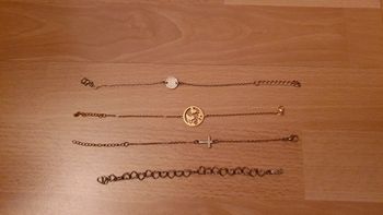 4 bracelets