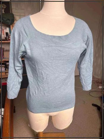 Pull col rond  taille  42/44  marque  in  extenso