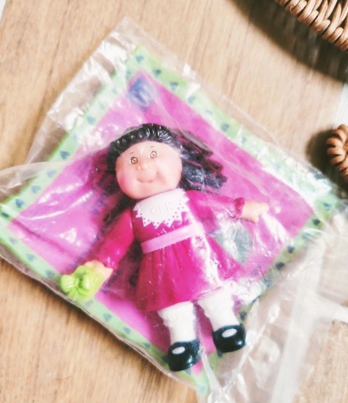🪆Cabbage Patch kids - Figurine Mimi Kristina All dressed up - année 1994 - marque Mc Donald's - photo numéro 2