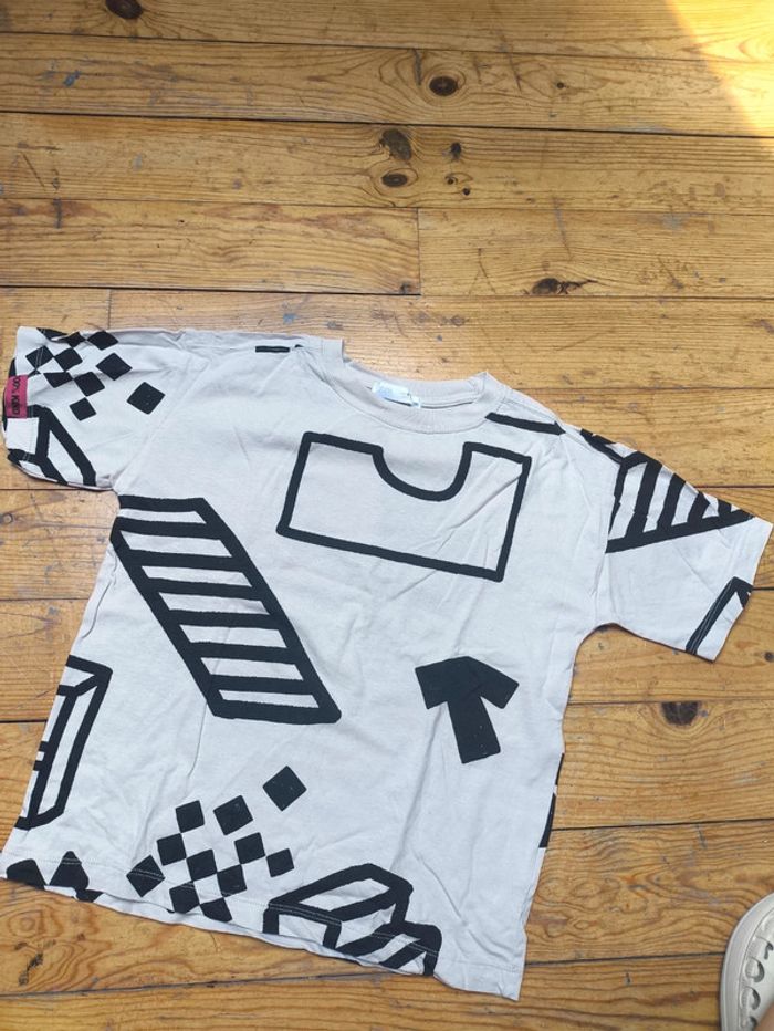 Tee shirt zara garçon 8-9 ans