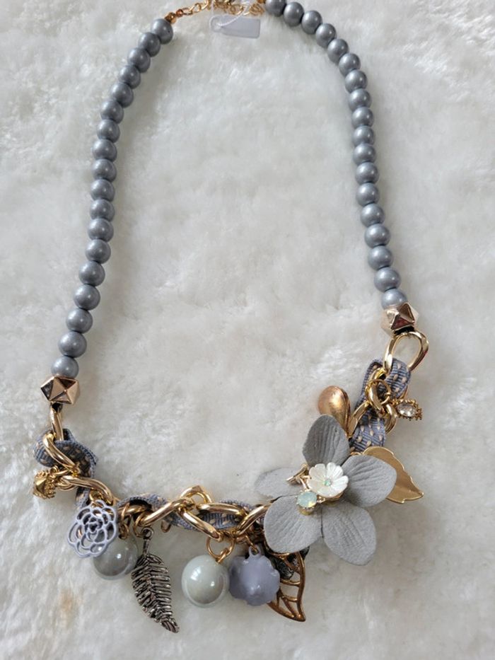 Collier perles fleurs - photo numéro 5