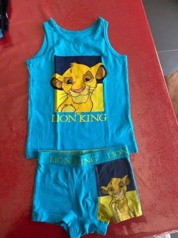 Ensemble pyjama le roi lion 3 ans