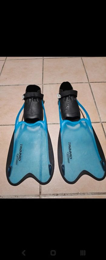 Palmes Tribord R'gomoove
