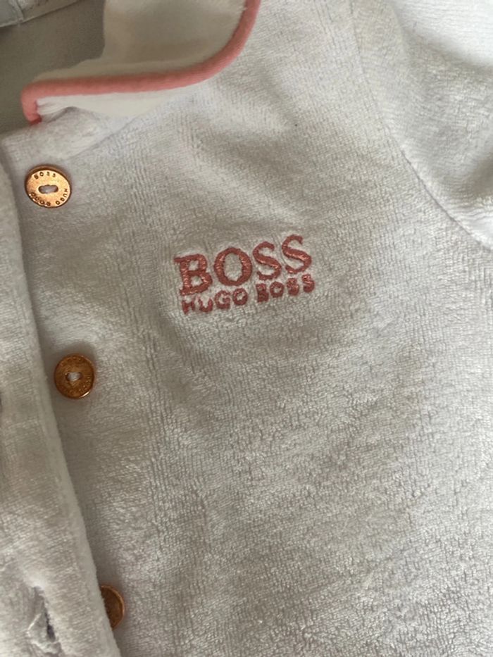 Dors bien hugo boss - photo numéro 5