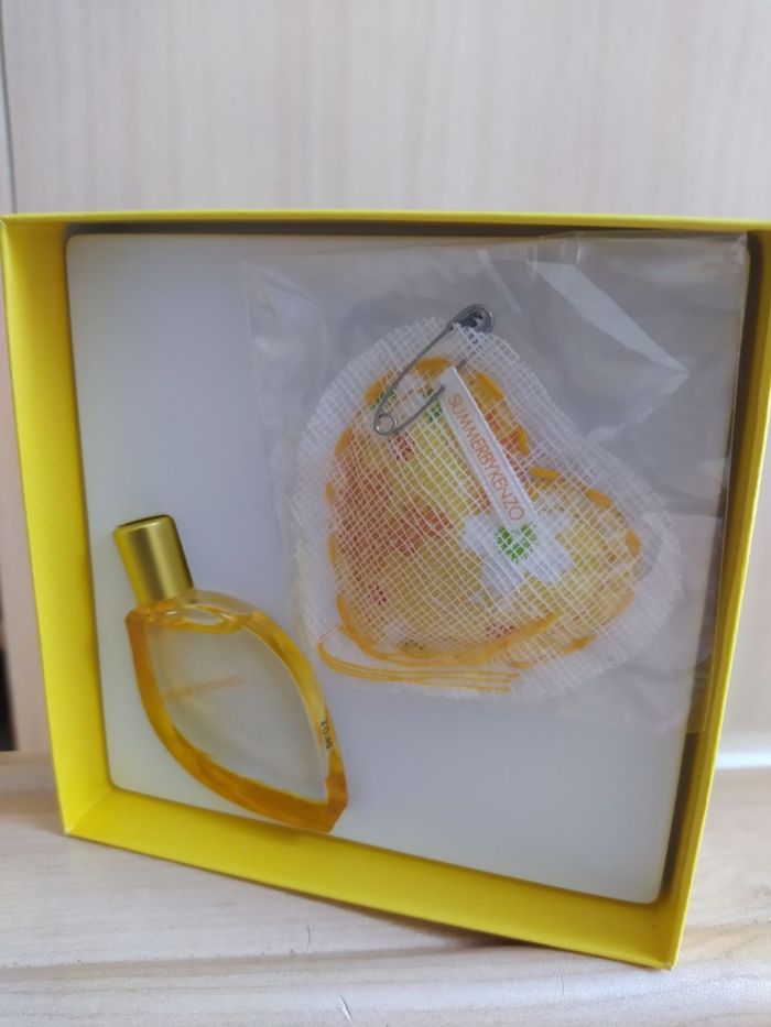 Coffret miniature de parfum Summer By Kenzo - photo numéro 3