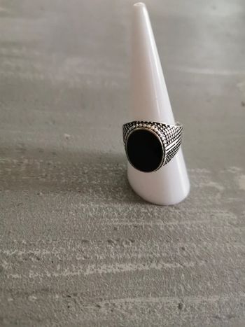 Chevalière homme acier et pierre noire T8