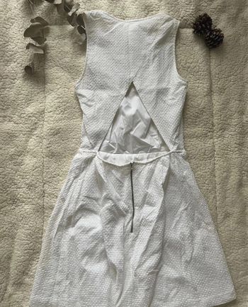 Robe blanche nafnaf