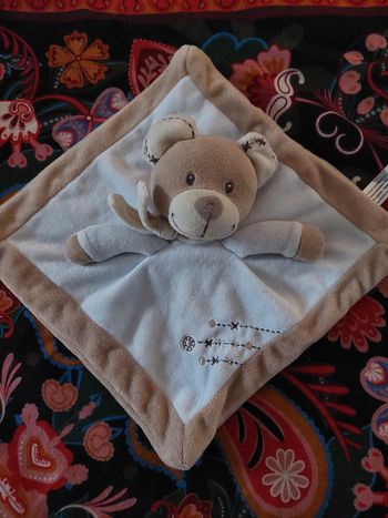 #11 - Simba toys - doudou ours bleu