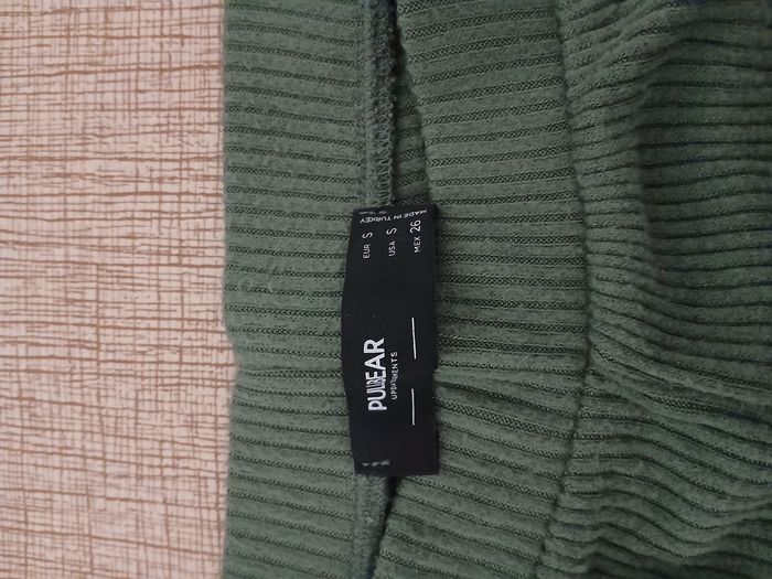 Pantalon pull &bear taille S - photo numéro 2