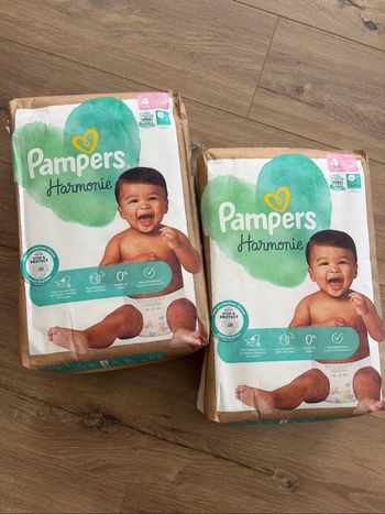 Couches Pampers