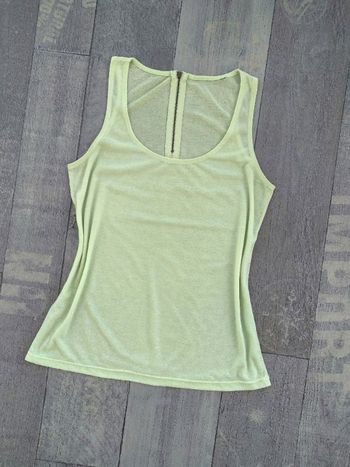 Débardeur type mousseline vert clair