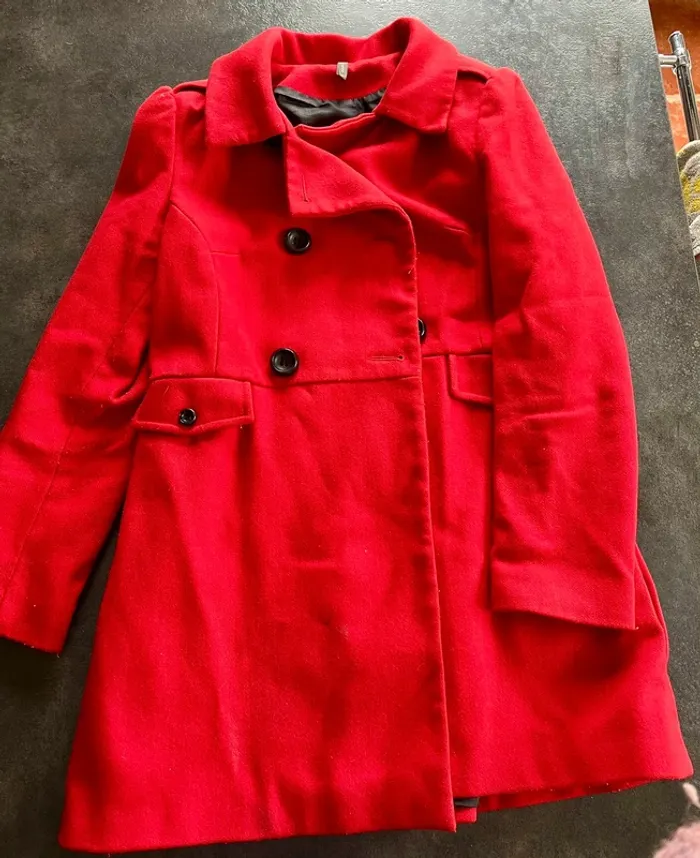 Manteau rouge - photo numéro 3