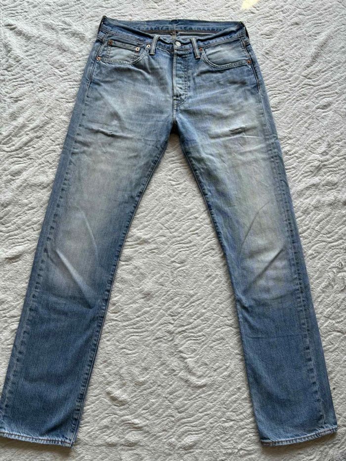 Jean levi’s 501 homme bleu clair effet délavé coupe regular straight droit taille W32 L/42 L34 - photo numéro 4