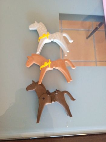 Lot de 3 chevaux playmobil