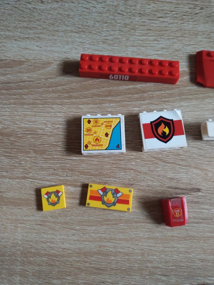 Lego city pompier lot 14 pièces - photo numéro 2