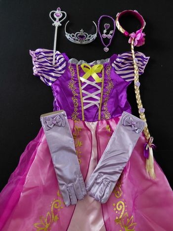 Déguisement robe princesse Disney raiponce 6ans