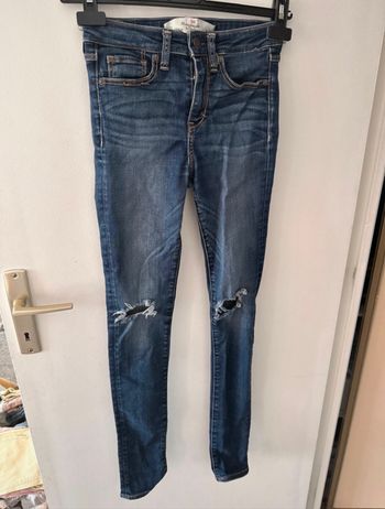 Jeans Abercrombie & Fitch taille S