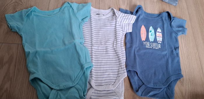 Lot de 10 bodies - photo numéro 7