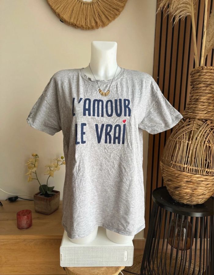 T-shirt gris imprimé