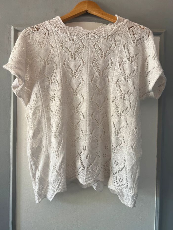 Tee shirt / pull fin dentelle taille 48/50 très bon état