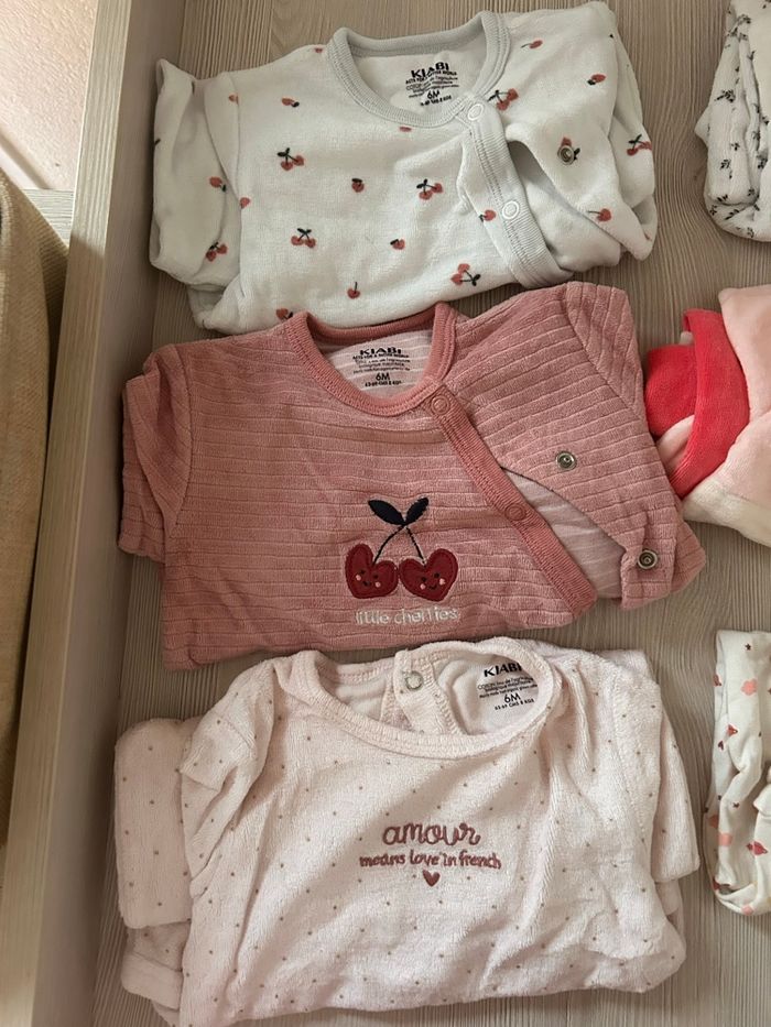 Lot de pyjamas - photo numéro 3
