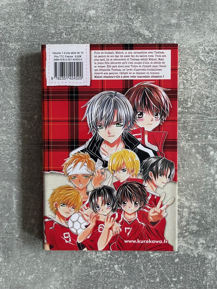 Manga Prince Eleven tome 1 en version française. - photo numéro 2