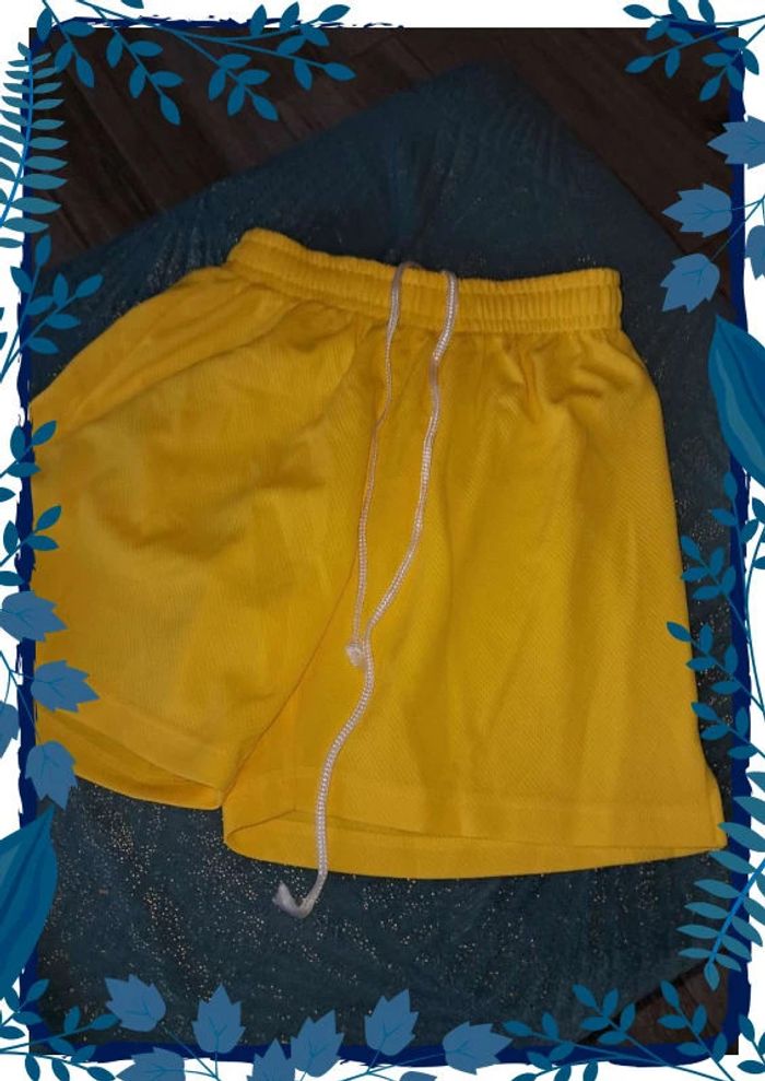 Short 12 ans