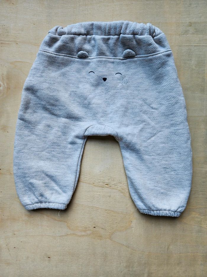 Jogging tape à l'œil 12 mois - photo numéro 3