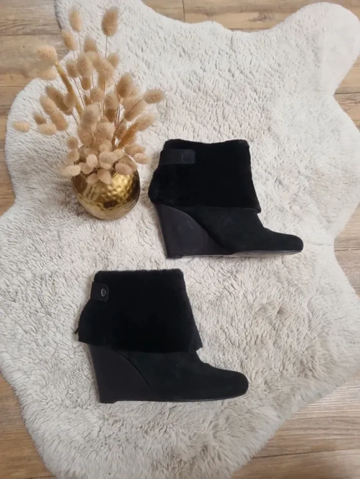 Bottines fourrures Minelli taille 38 - photo numéro 5