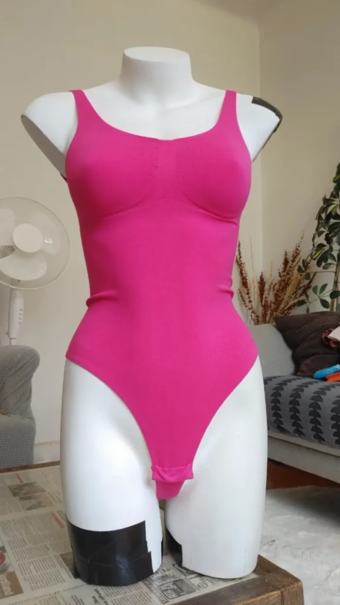 Body décolleté string gainant rose fushia - photo numéro 9