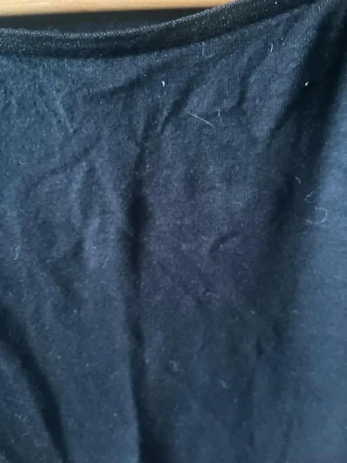 Pull noir - photo numéro 3
