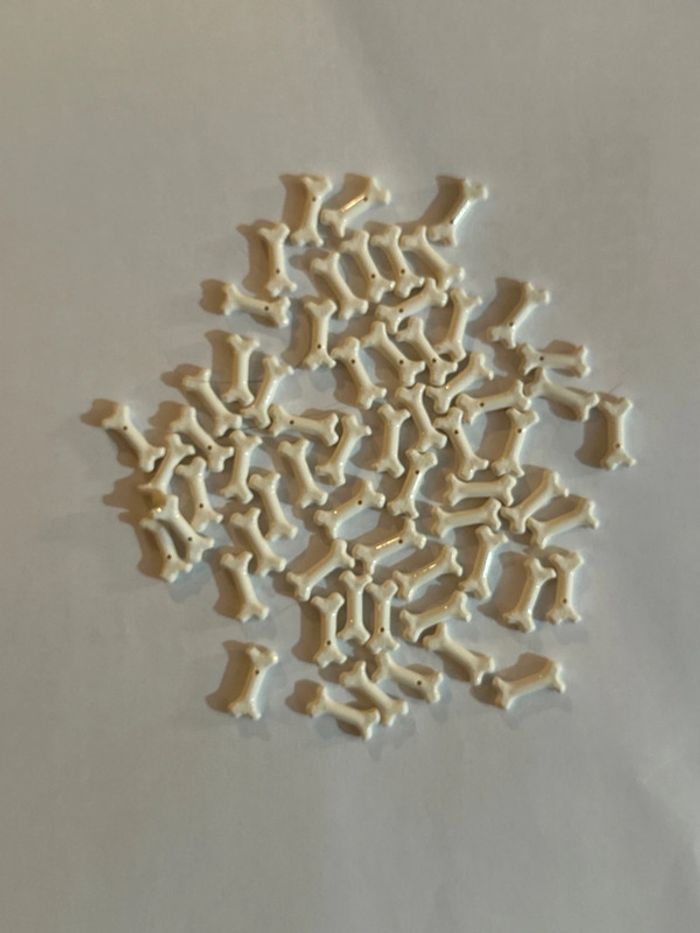 50 accessoires lego, Bone, Short (petit os) réf 93160 - photo numéro 2