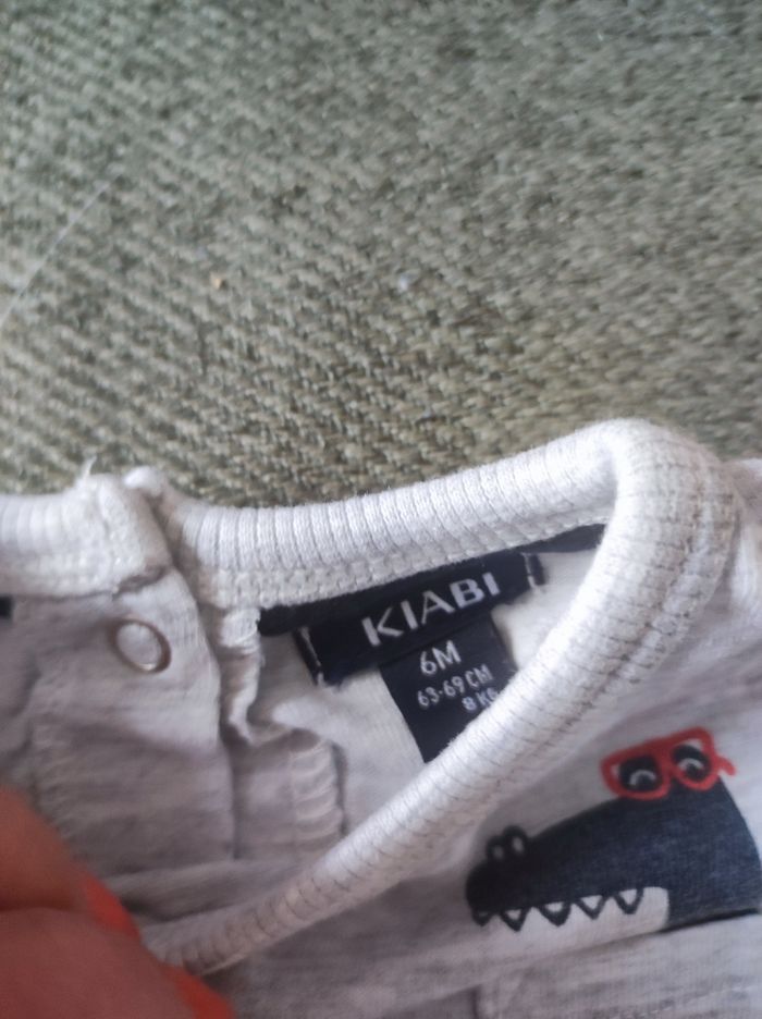 T-shirt 6 mois - photo numéro 2