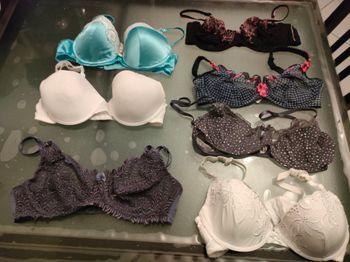 Lot de 7 soutiens gorge 100 C