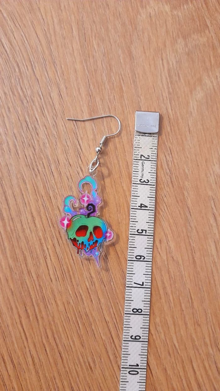 Boucles d'oreilles pomme empoisonnée - photo numéro 3