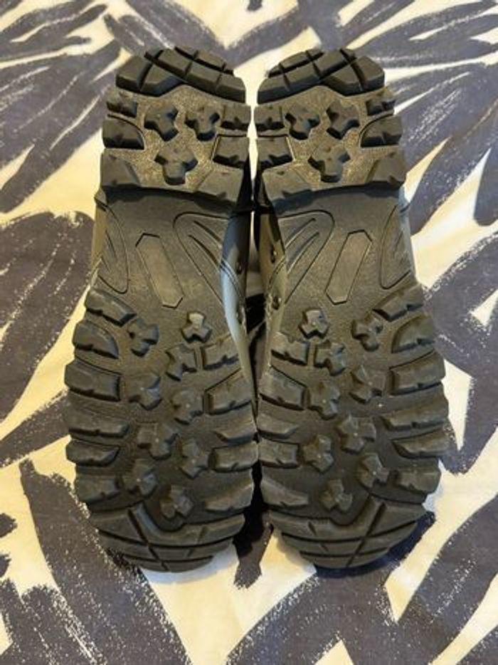 vends chaussures style Timberland - photo numéro 4