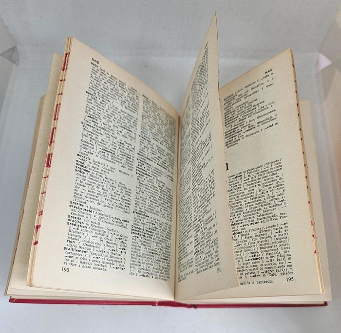 Dictionnaire Français - Espagnol / Español - Francés Larousse - photo numéro 9