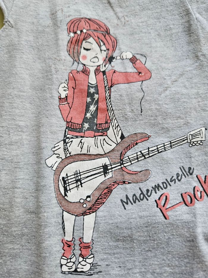 Short et tee shirt taille 24 mois - photo numéro 7