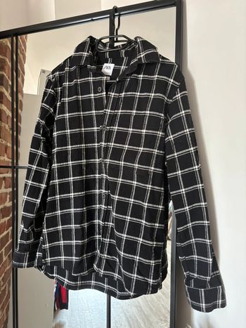 Chemise à carreaux