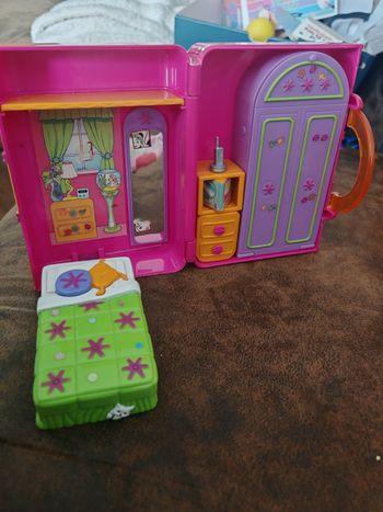 Polly pocket 