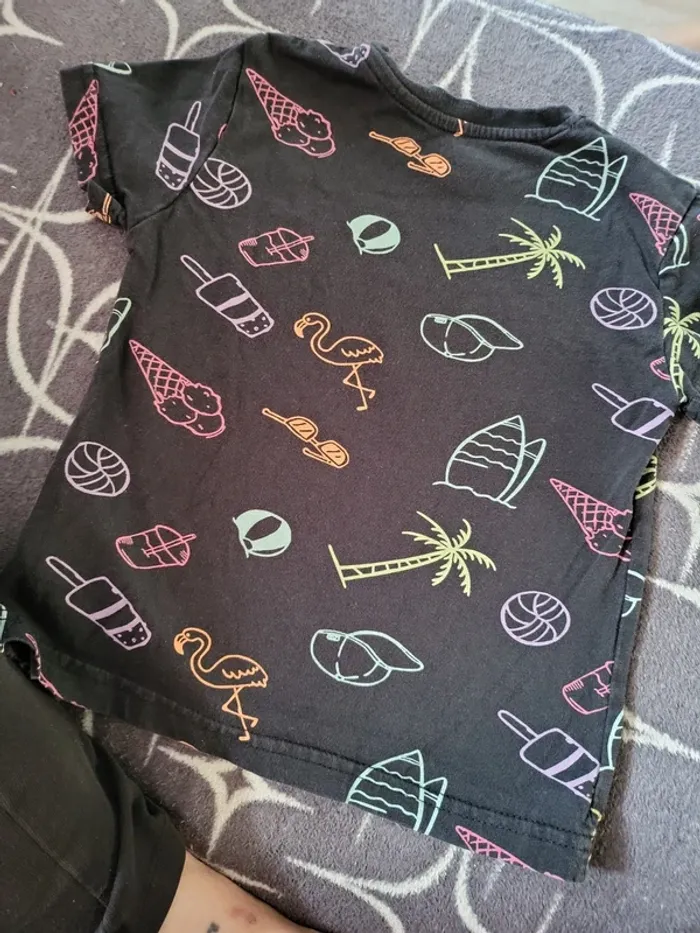 T shirt 2/3 ans - photo numéro 2