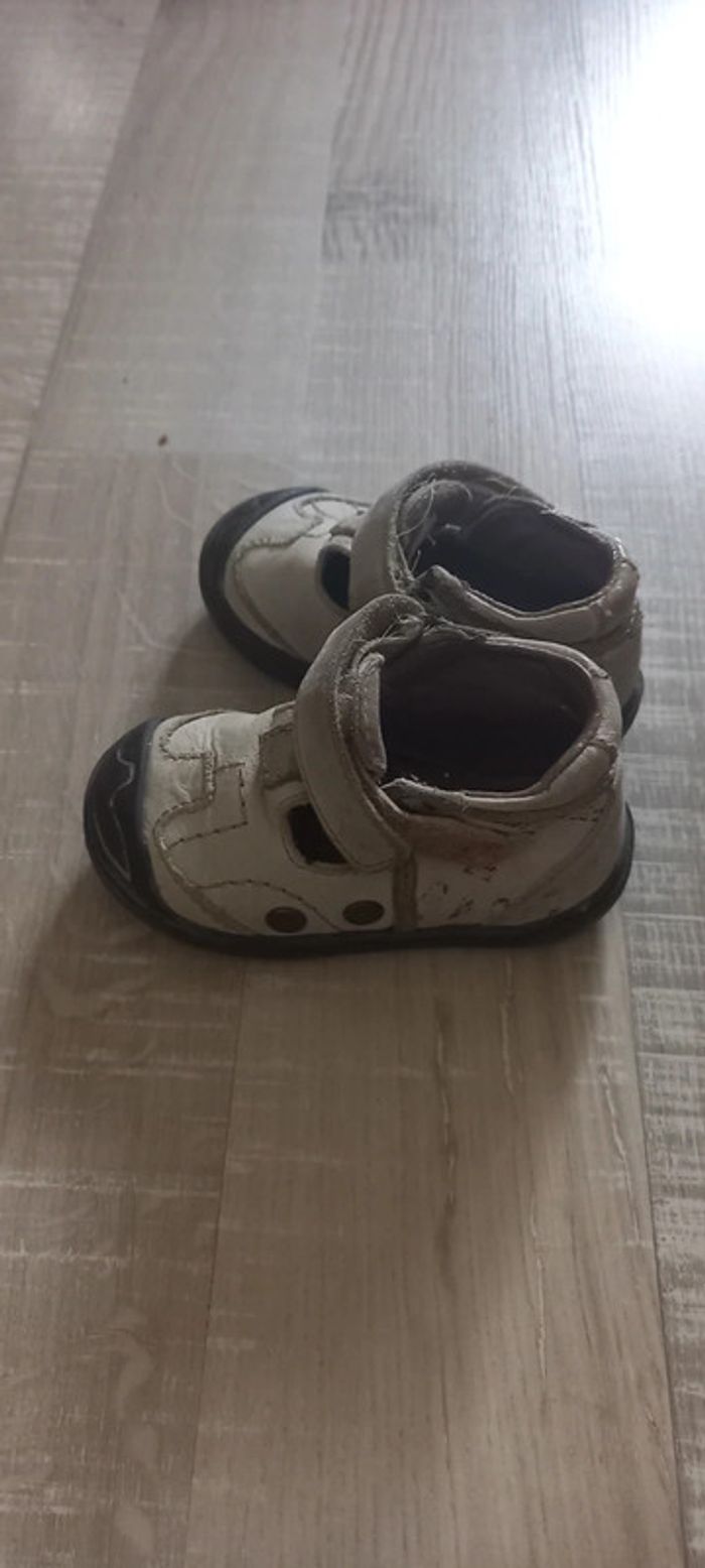 Sandales babybotte taille 20 - photo numéro 3