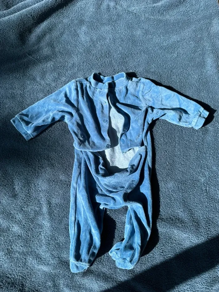 Pyjama velours 3 mois - photo numéro 2